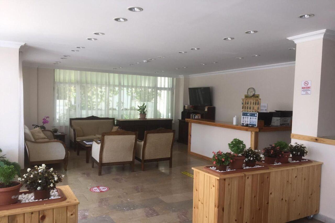 Uenver Hotel Adana Exterior foto