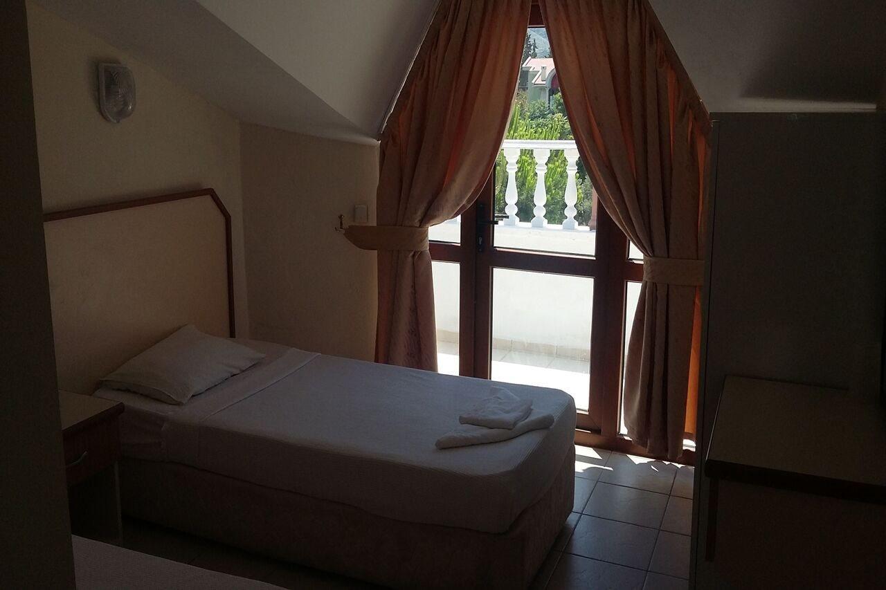 Uenver Hotel Adana Exterior foto