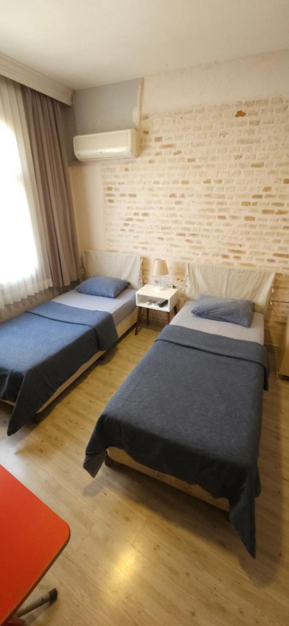 Uenver Hotel Adana Exterior foto