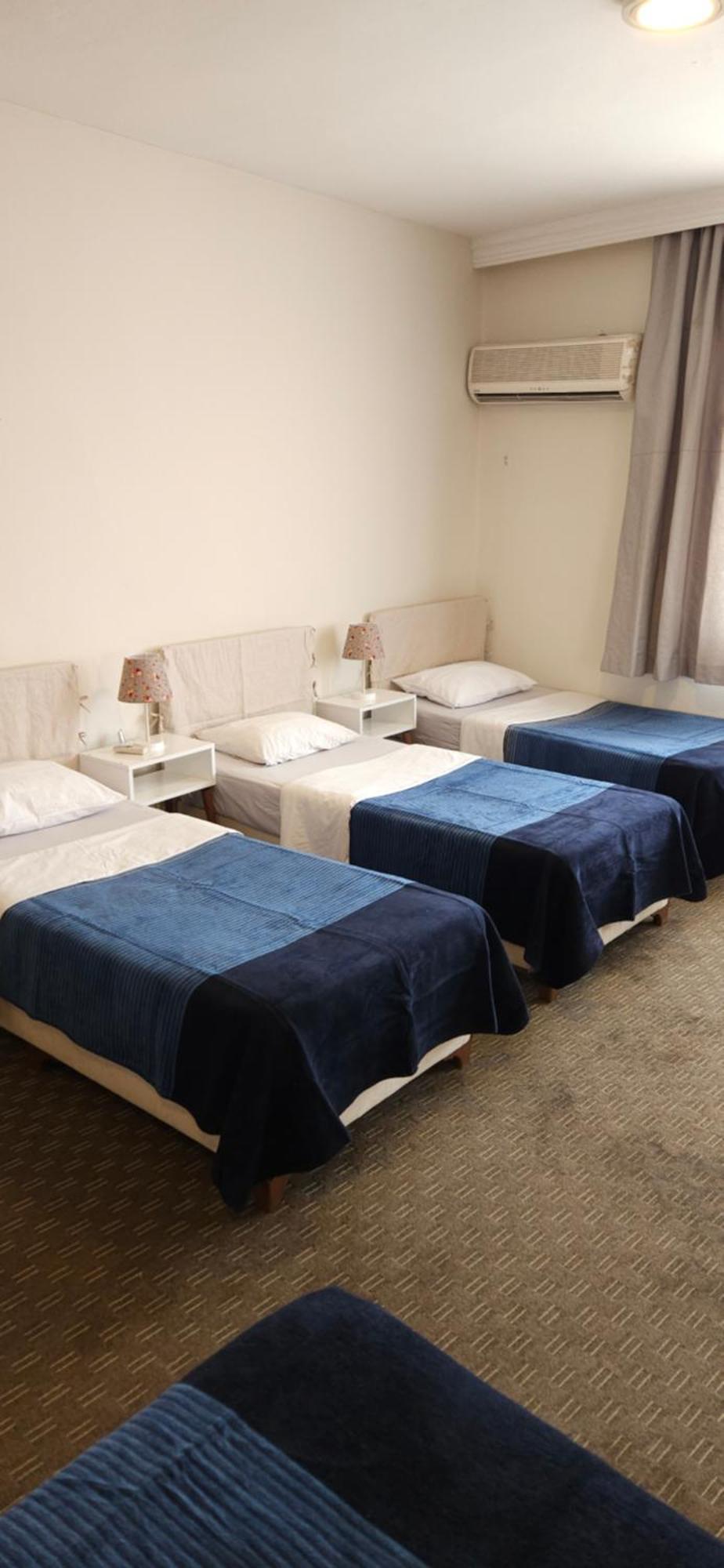 Uenver Hotel Adana Exterior foto